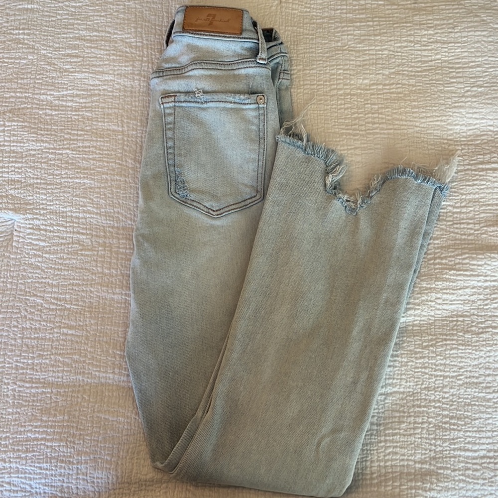 7 fam high waist cropped flare - Picture 3 of 3